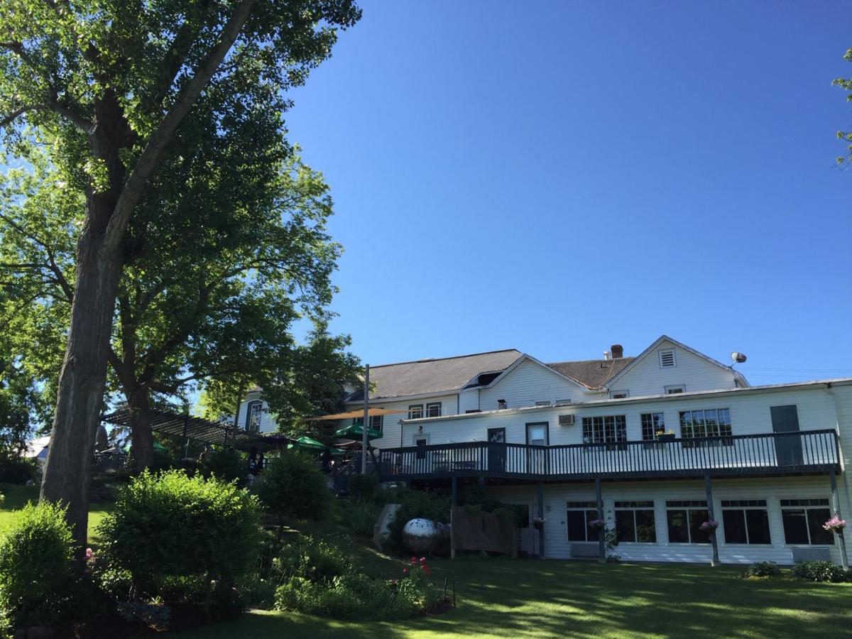 The Cove Inn Westport Buitenkant foto